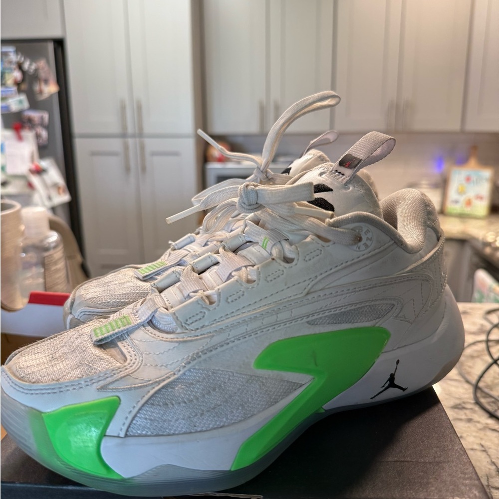 Kids Luka 2 basketball shoes